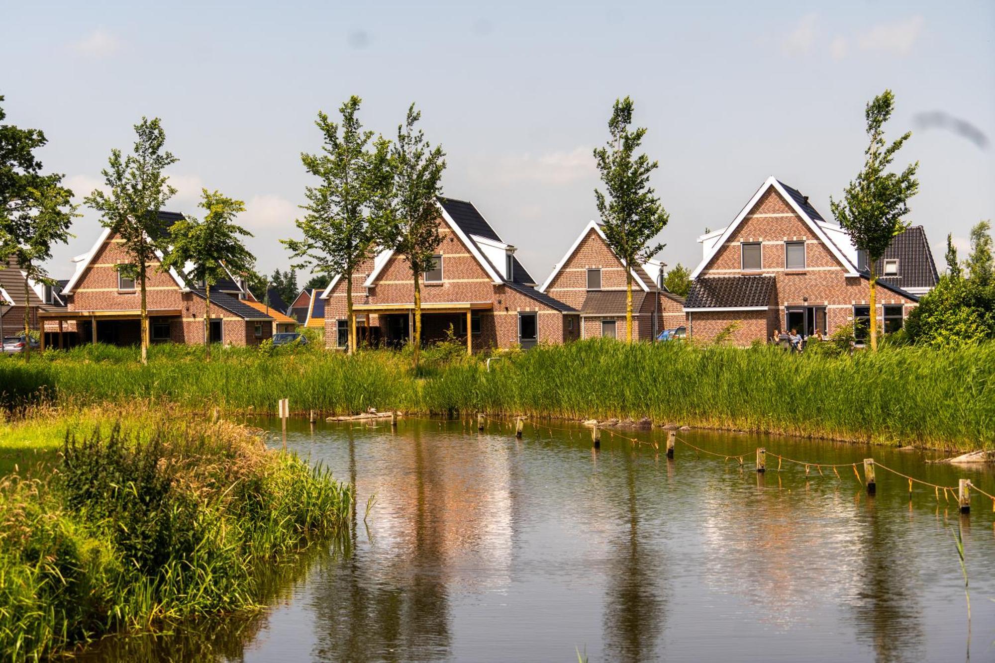 Waterdorp Burdaard Hotel Birdaard Exterior photo